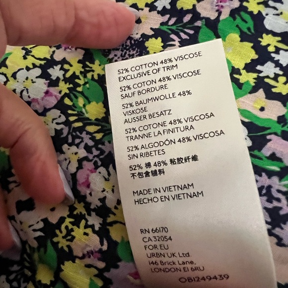 Anthropologie Maeve Ashleigh Top NWT Floral Button Down Bishop Tie Sleeve Wow! - Picture 15 of 16